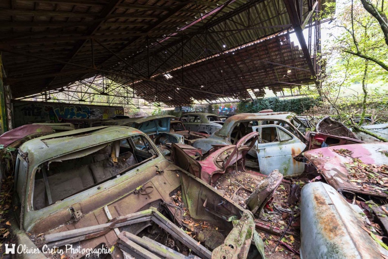 Cimetière de voitures de l'infirme - Un petit accrochage